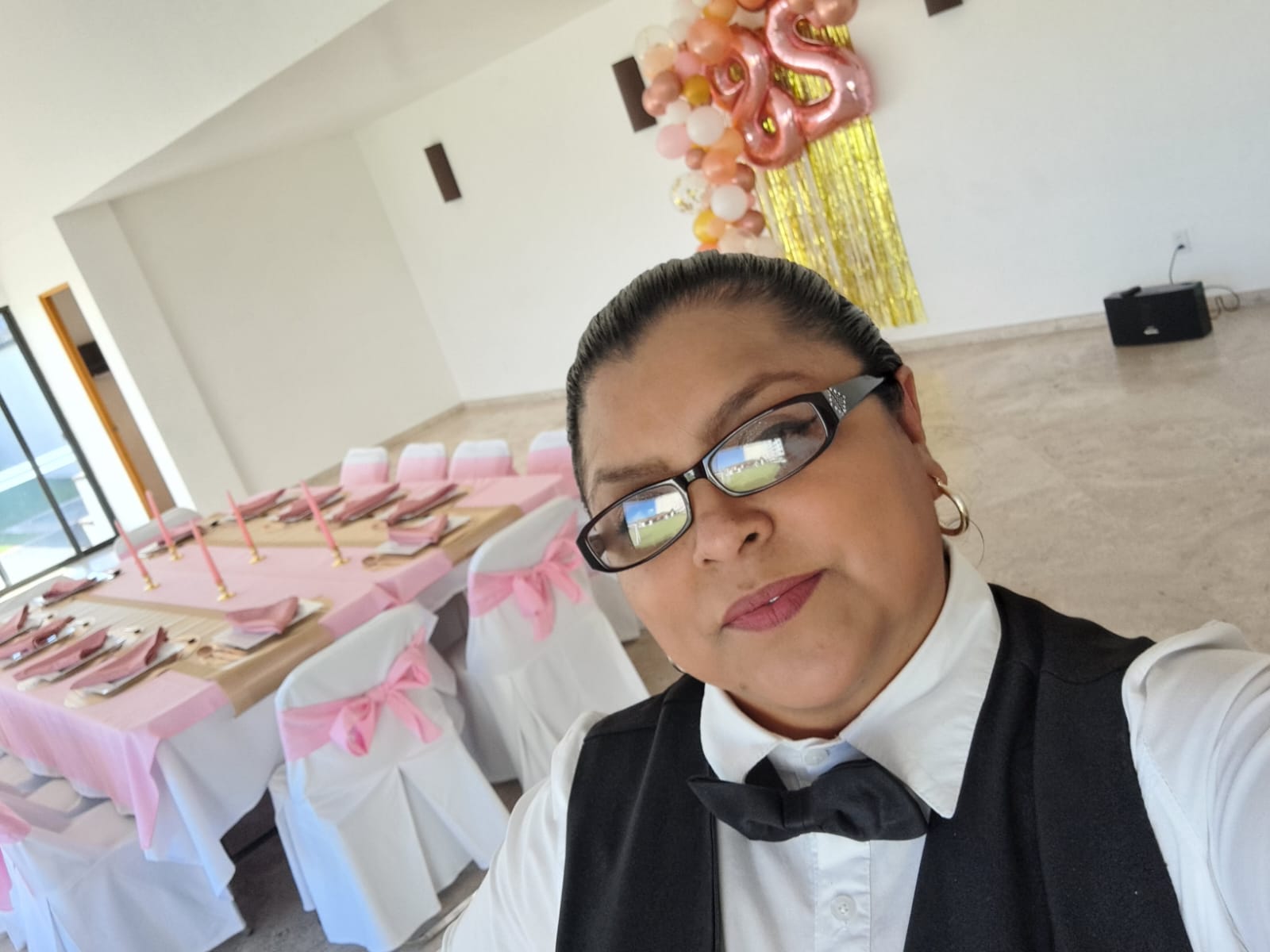 Servicio de Meseras Yali